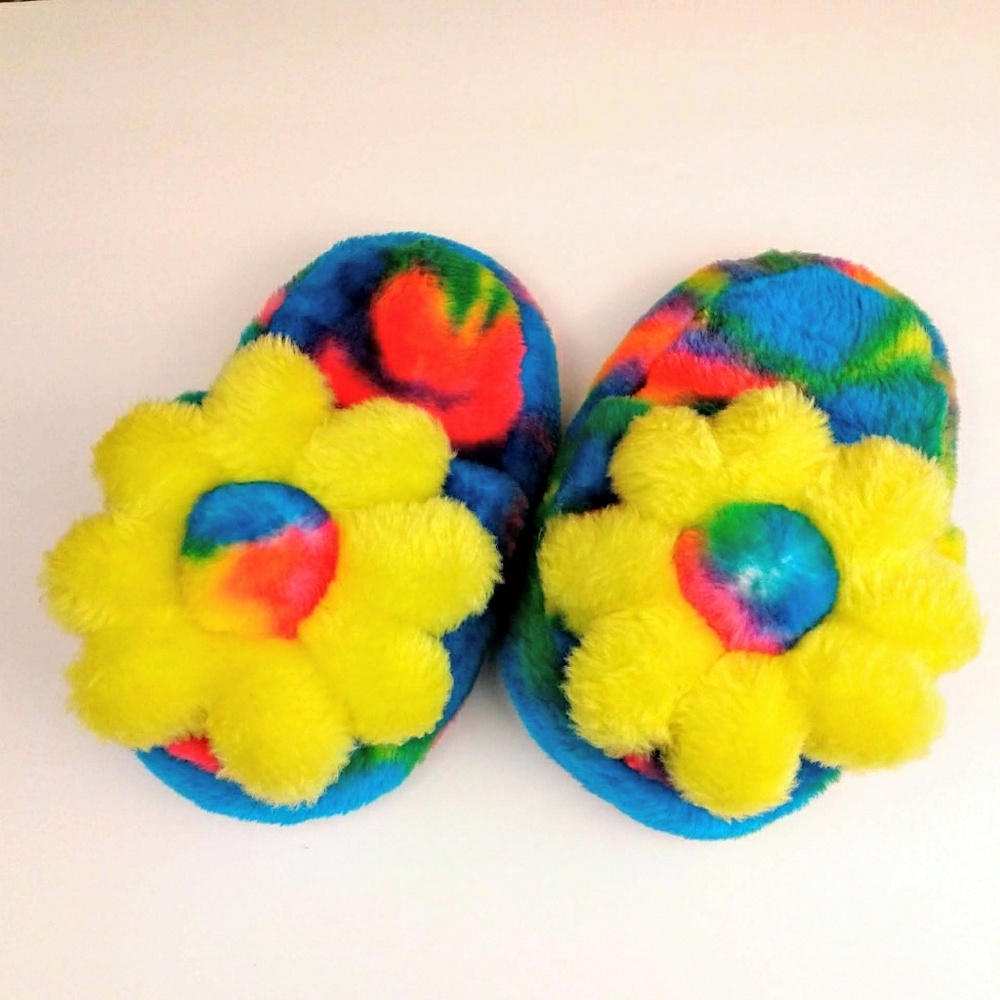 Kids plush slippers daisy tye dye S 11-12